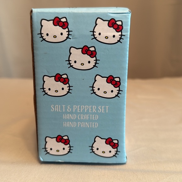 Blue Sky Clayworks Hello Kitty & Unicorn Salt & Pepper Shakers New in Package - Picture 8 of 12